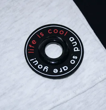 Нашивка "Life is cool" d=60 мм чорна з металевим люверсом