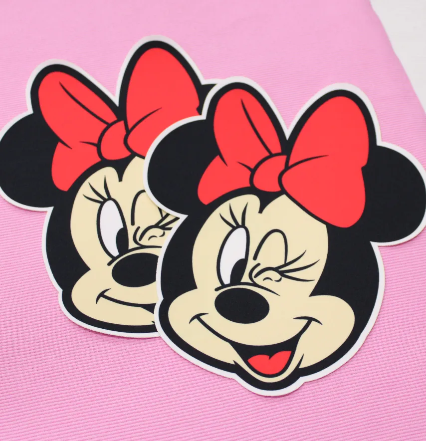 Нашивка тканева фігурна "Minnie" підморгує 18*23 см-2