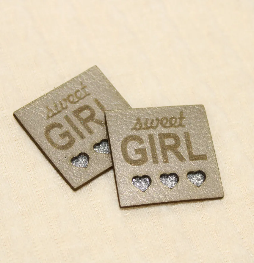 Нашивка з глітеру "Sweet girl" 35*35 мм золотого кольору-1