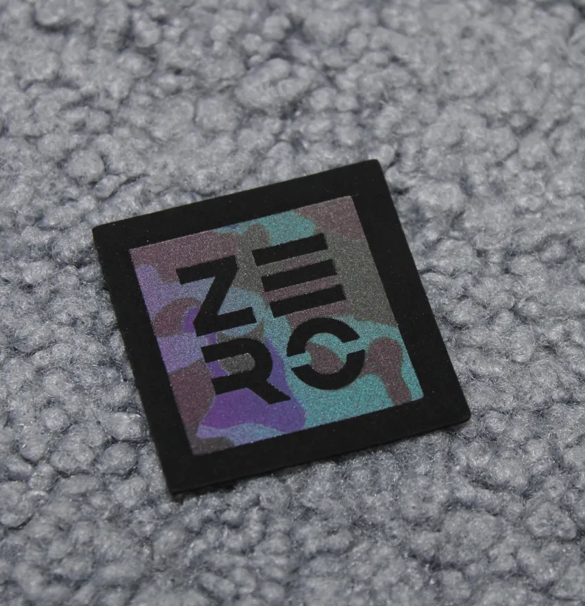 Нашивка светоотражающая "Zero" 40*40 мм черного цвета-0