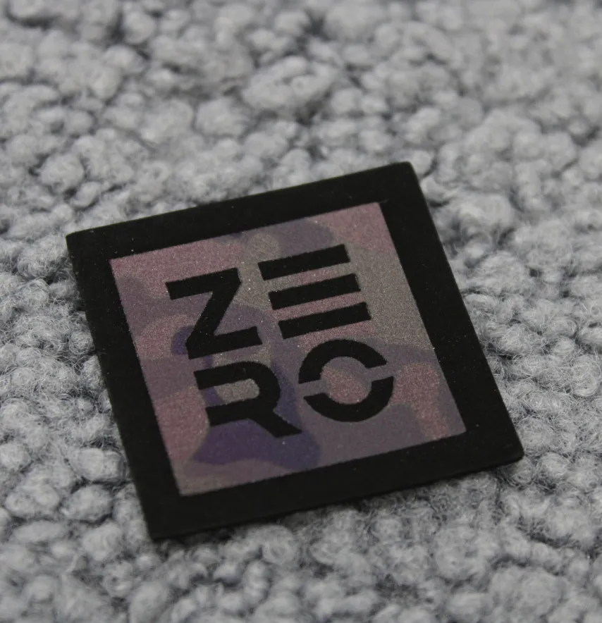 Нашивка светоотражающая "Zero" 40*40 мм черного цвета-1