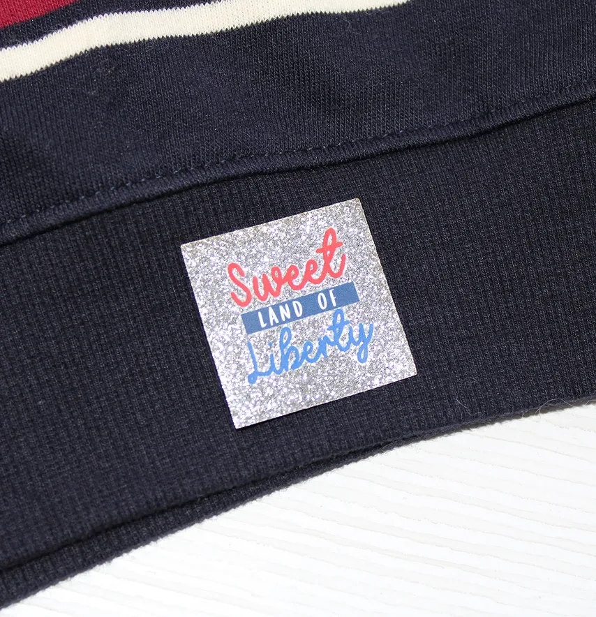 Нашивка из глитера "Sweet liberty" 40*40 мм серебряного цвета-1