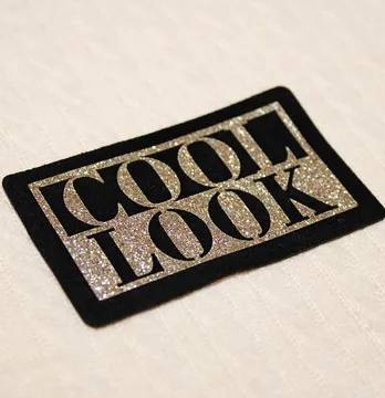 Нашивка из глитера Cool look 75*45 мм золотого цвета