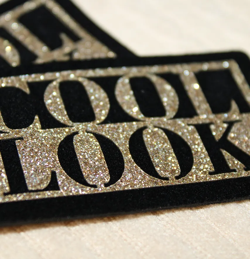 Нашивка з глітеру "Cool look" 75*45 мм золотого кольору-1