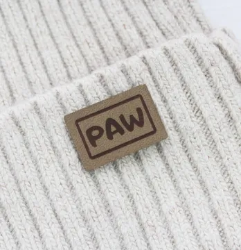 Нашивка "Paw" 30*20 мм пісочного кольору