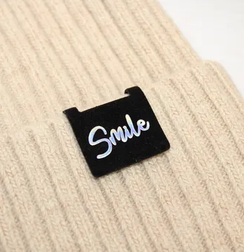 Нашивка "Smile" 30*60 мм чорного кольору з голограмою
