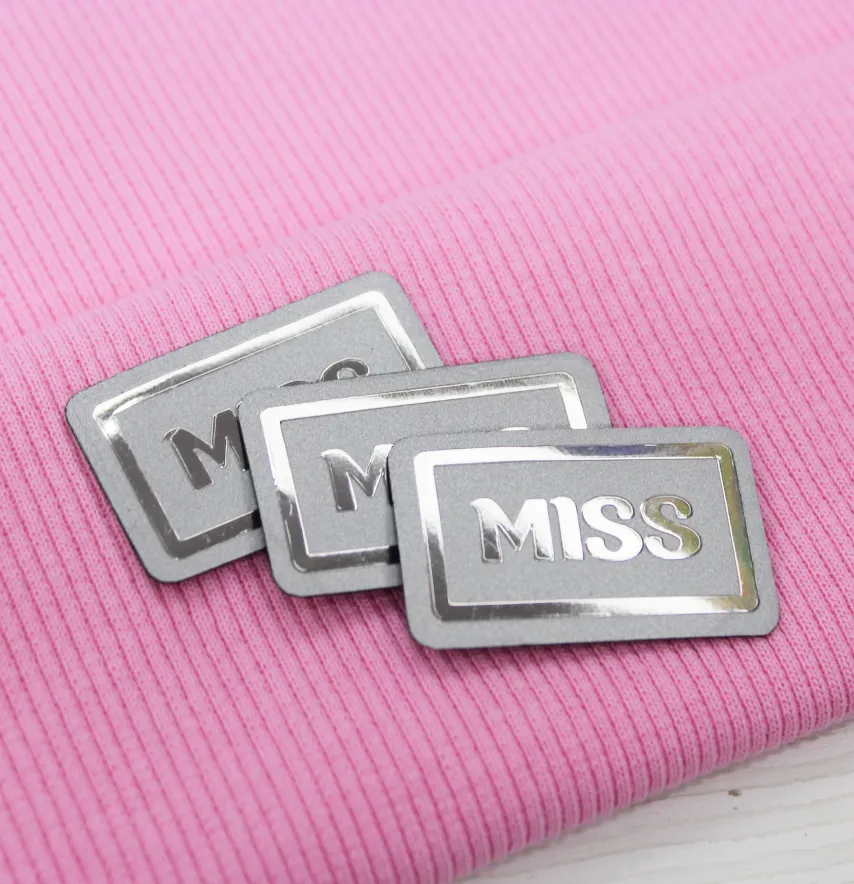 Нашивка светоотражающая "Miss" 40*25 мм серебряного цвета-2