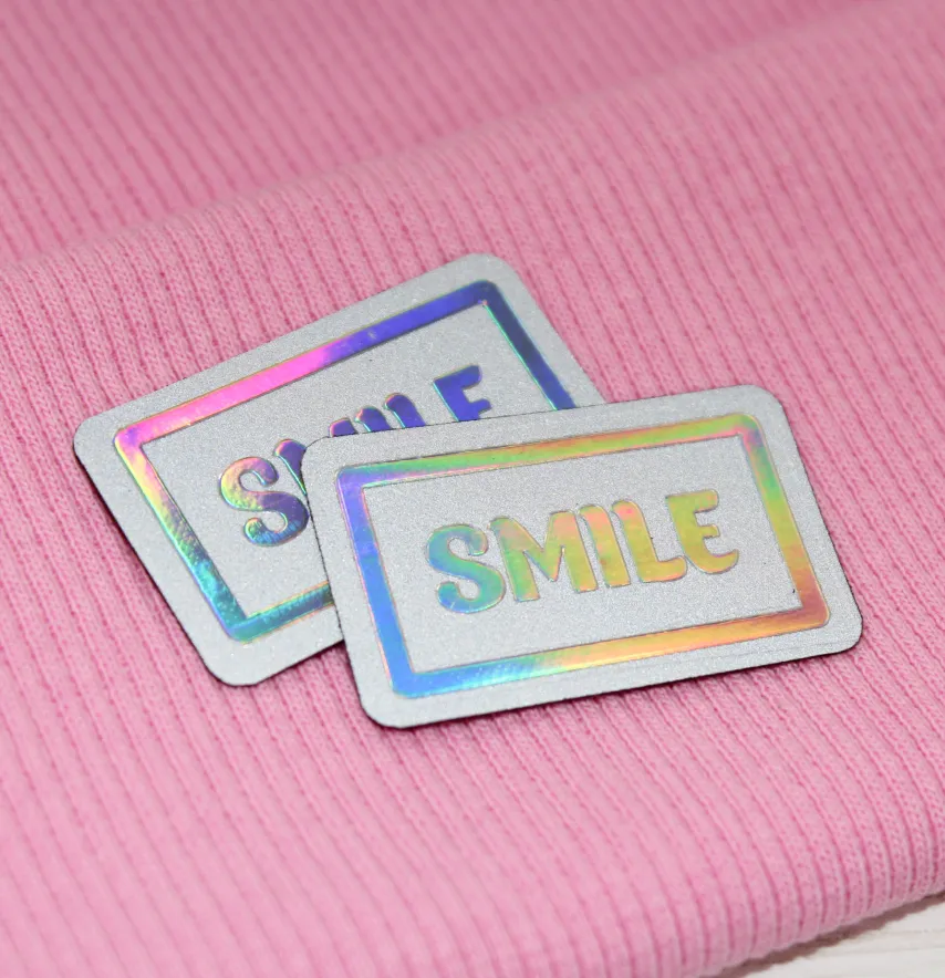 Нашивка светоотражающая "Smile" 40*25 мм с голограммой-2