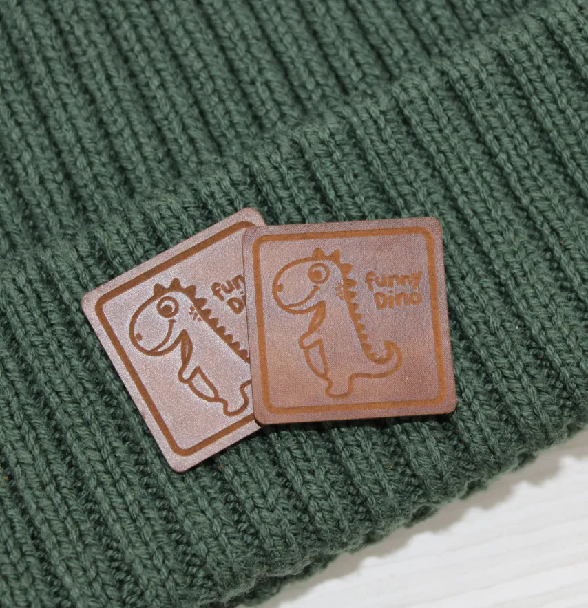 Нашивка "Funni Dino"30*30 коричневого цвета-1
