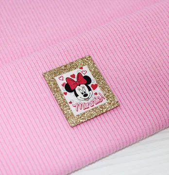 Нашивка из глитера "Minnie" 29*34 мм золотого цвета