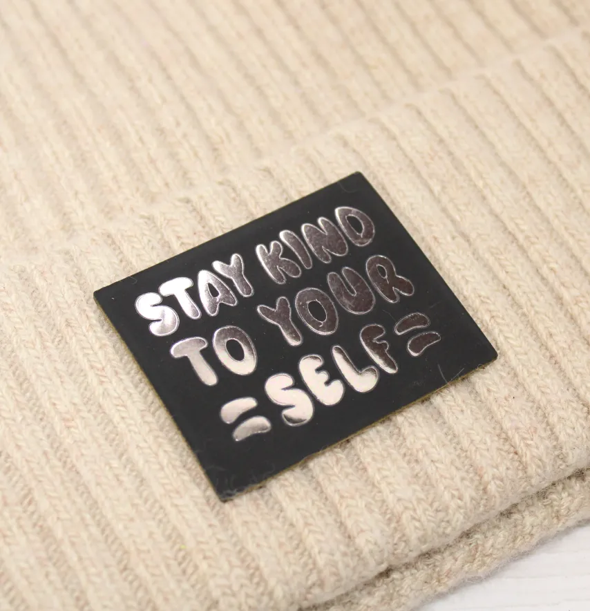 Нашивка "Stay kind to your self" 55*45 мм (змінює колір при нагріванні)-0