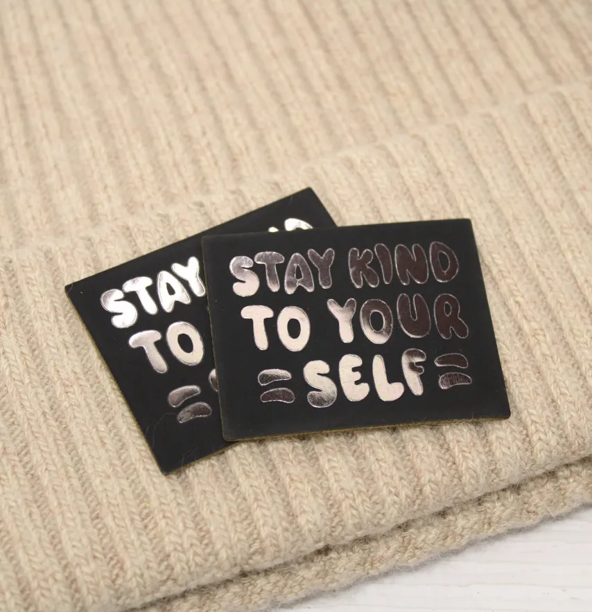 Нашивка "Stay kind to your self" 55*45 мм (змінює колір при нагріванні)-1