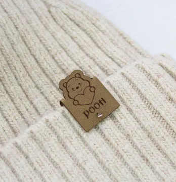 Нашивка "Pooh" 20*35 мм пісочного кольору