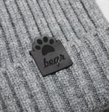 Нашивка "Bear" 20*35 мм колір сірий мармуровий