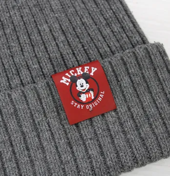 Нашивка "Mickey" 30*70 мм червоного кольору