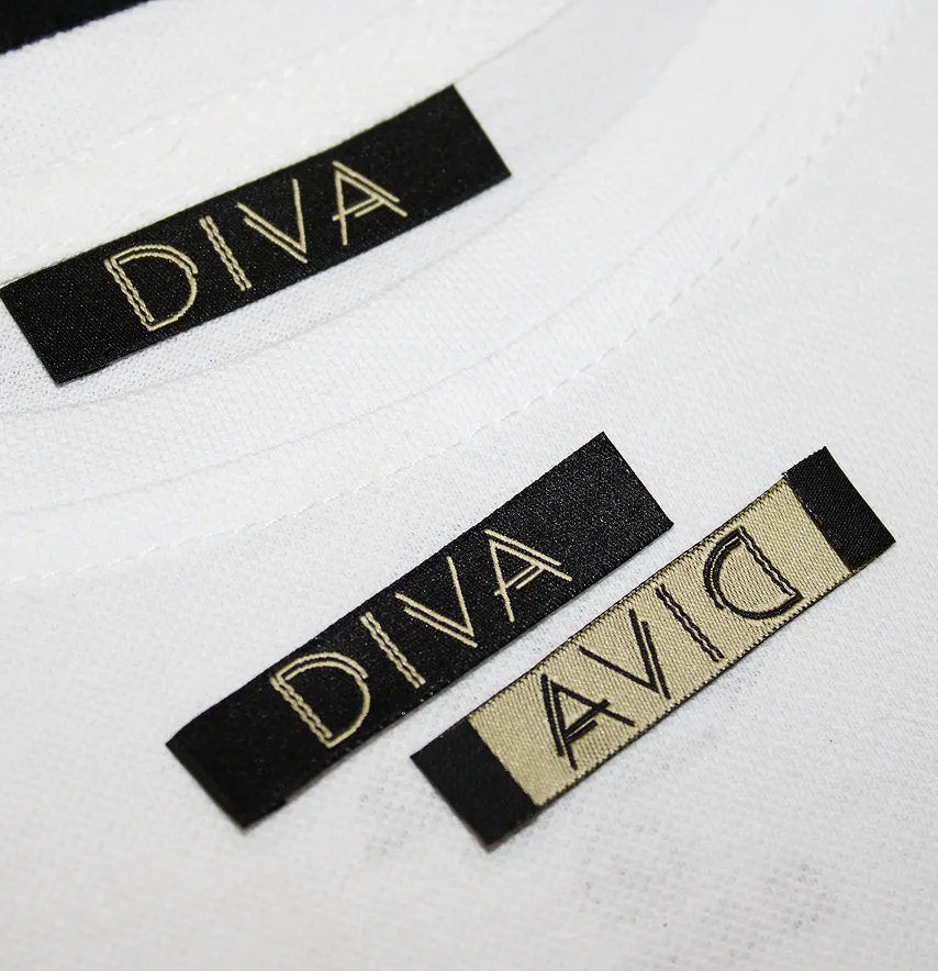 Бирка жаккардовая "Diva" 50*12 мм черного цвета с золотым лого-1