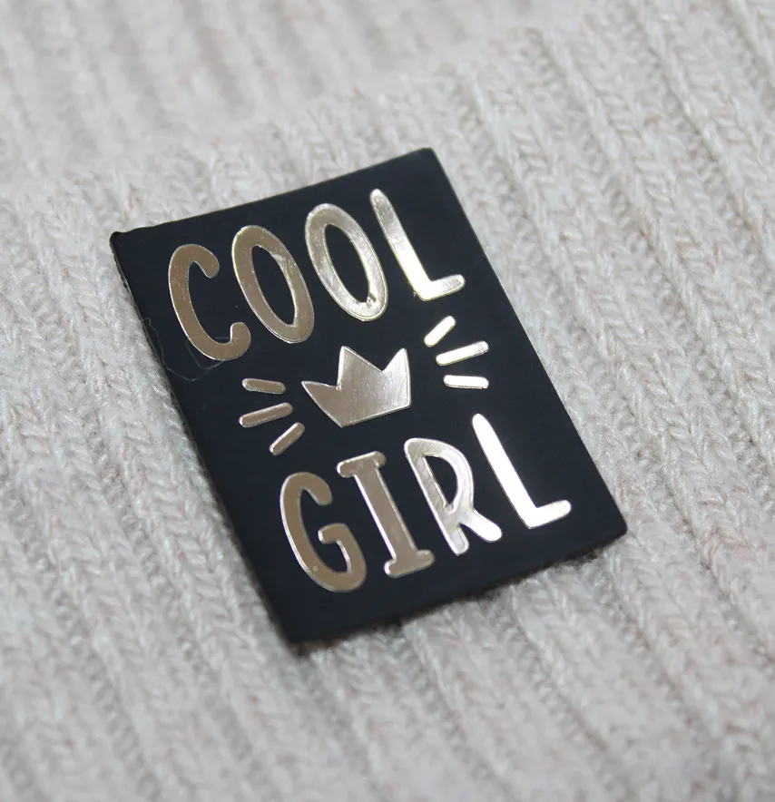 Нашивка "Cool girl" 40*30мм черного цвета с золотом-0