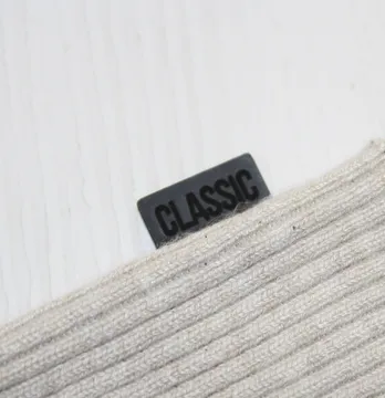 Нашивка "Classic" 20*15 мм чорного кольору