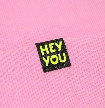 Нашивка з глітеру "Hey you" 25*50 мм чорного кольору з жовтим