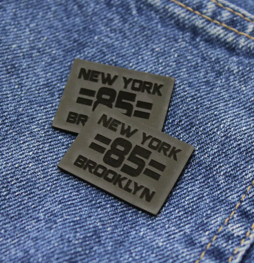 Нашивка "NEW YORK 85 BROOKLYN" 32*25 мм чорного кольору-1