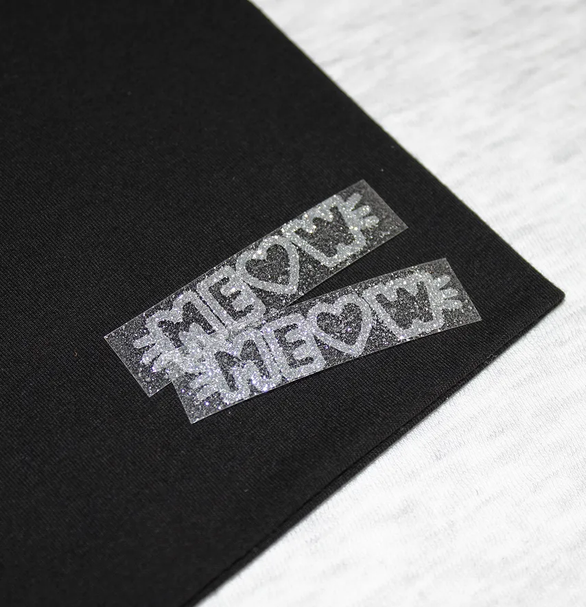 Термоаппликация из глитера "Meow" 1,2*5,5 см серебряного цвета-1