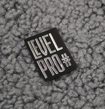 Нашивка "LevelPro #" 25*35 мм зеркало + нубук чёрный