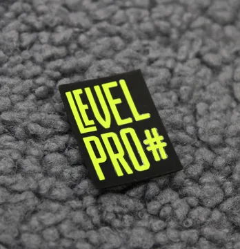 Нашивка "LevelPro #" 25*35мм черного цвета с желтой надписью
