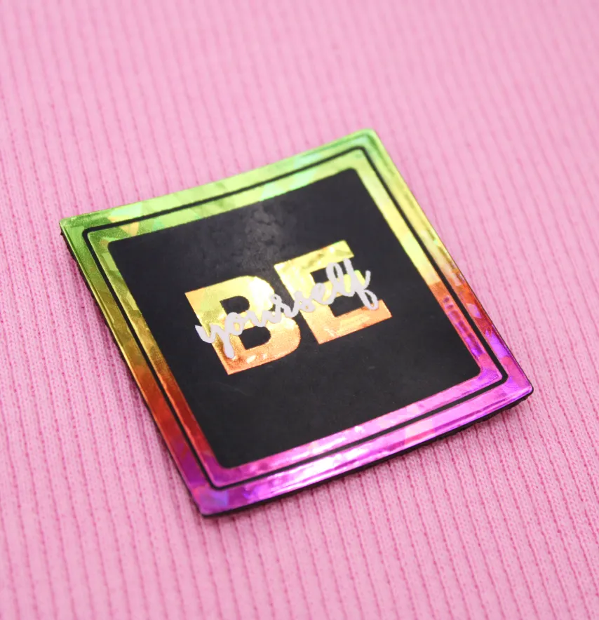 Нашивка "Be yourself" 45*45 мм-1