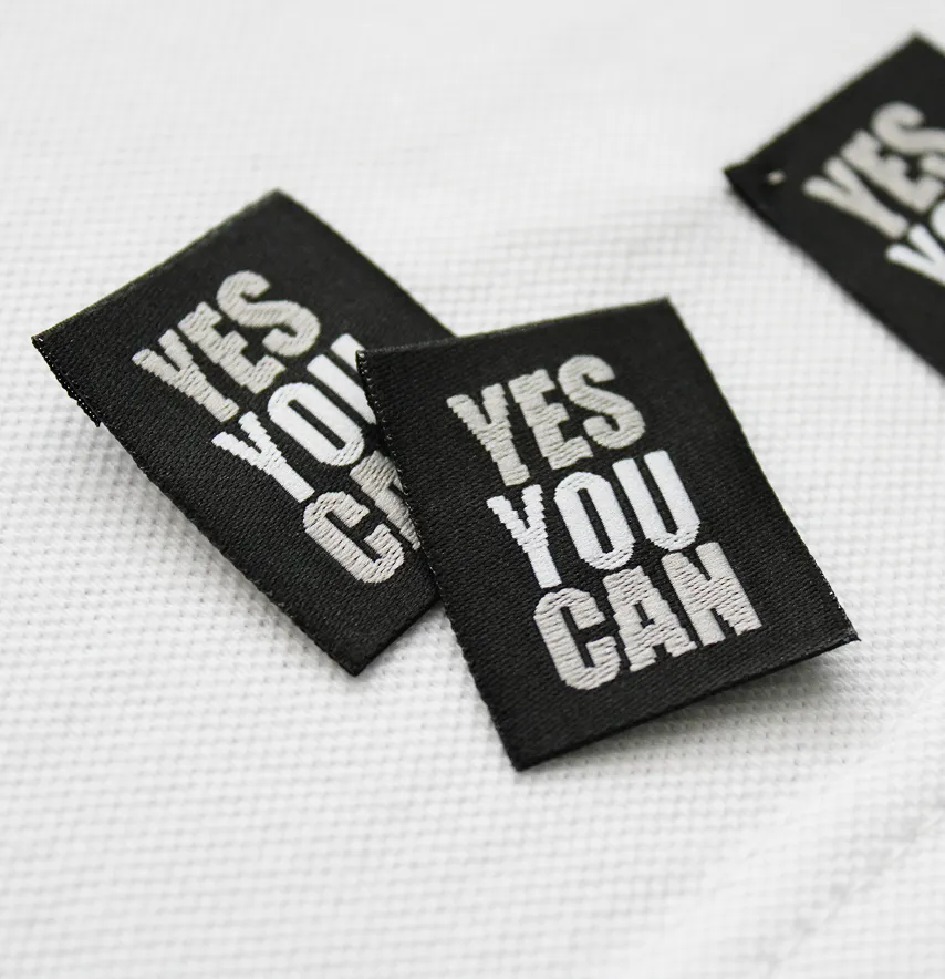 Бирка жаккардовая "Yes you can" 25*30 мм черного цвета-2