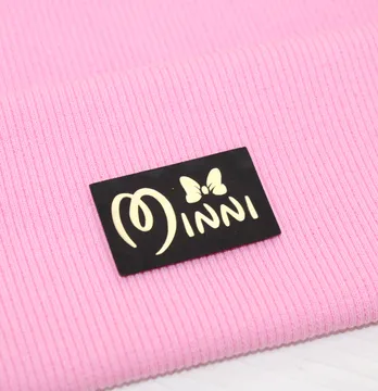 Нашивка "Minni" 25*40мм черного цвета