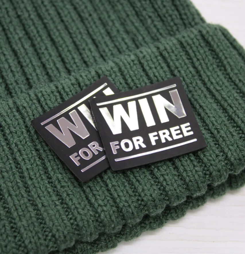 Нашивка "Win for free" 35*30 мм чорного кольору-1