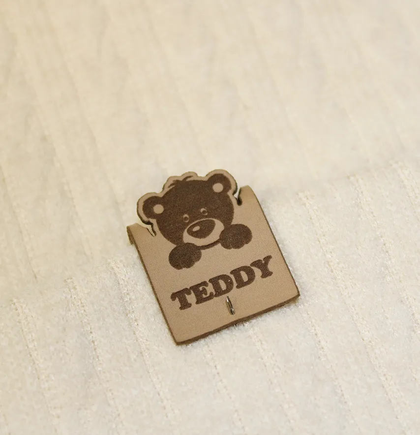 Нашивка "Teddy" 20*35 мм кольору кемл-0
