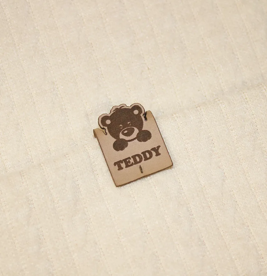 Нашивка "Teddy" 20*35 мм кольору кемл-2