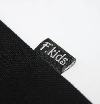 Бирка жаккардовая "F.kids" 20*32 мм черного цвета (шт)