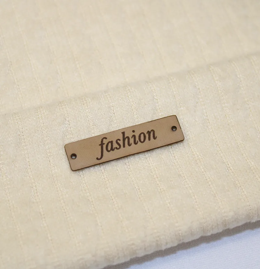 Нашивка "Fashion" 40*10 мм кольору кемл-0