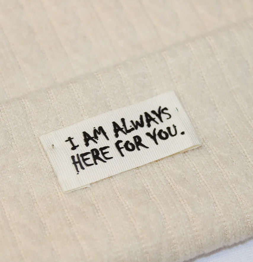 Нашивка из хлопка "I'm always here for you" заутюженные края 60*20 мм-0