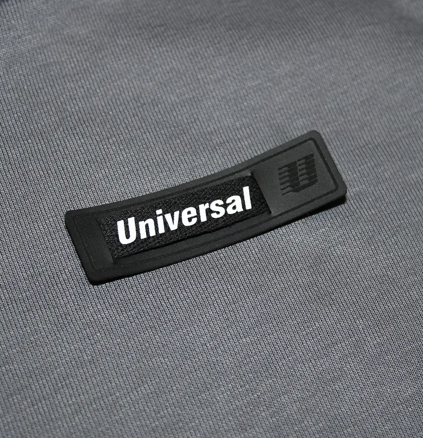 Нашивка "Universal" 70*20 мм черного цвета  -1