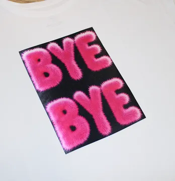 Нашивка тканева "Bye bye" рожеві букви 19*26 см