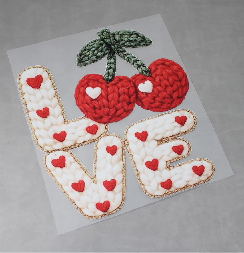 Термоналіпка "Love" в'язана з вишнями 19*21,5 см-2