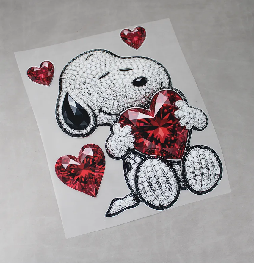 Термонаклейка "Snoopy" из страз 18,5*22 см-2