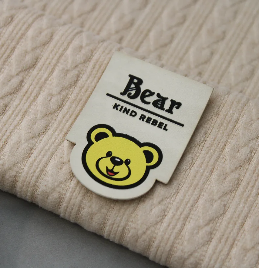 Нашивка "Bear kind rebel" 35*50 мм молочная основа-3
