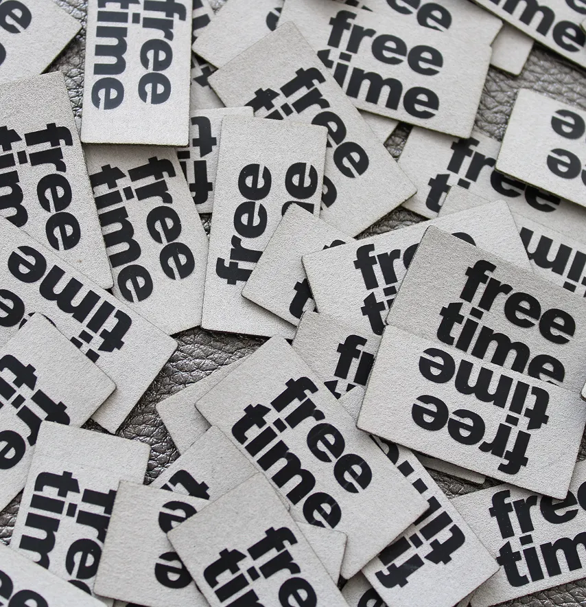 Нашивка "Free time" 40*20 мм-1