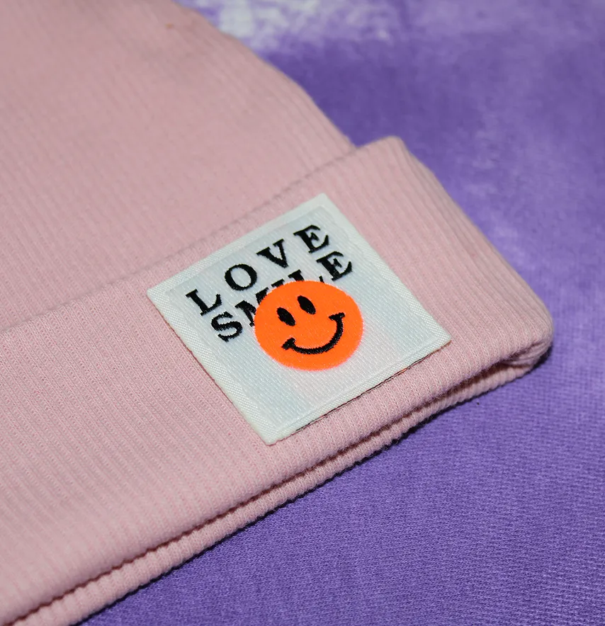 Нашивка жаккардовая "Love smile" смайлик оранжевый 38×38 мм.-0