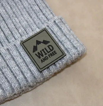 Нашивка "Wild and free" 30*35 мм кольору хакі