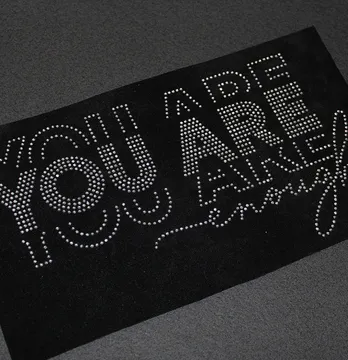 Аплікація зі страз "You are" ss6 cрібло металік 25*14 см